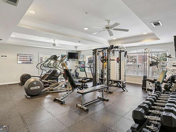 4th image of 3275 Lenox Rd NE APT 208