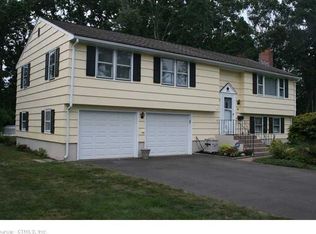16 Colgate Ln, East Hartford, CT 06108