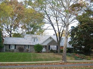 2909 W Livingston St, Allentown, PA 18104