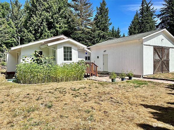 4th image of 1467 Pilchuck Drive