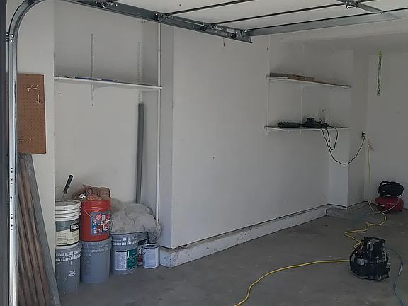 5th image of 414 Parkview N