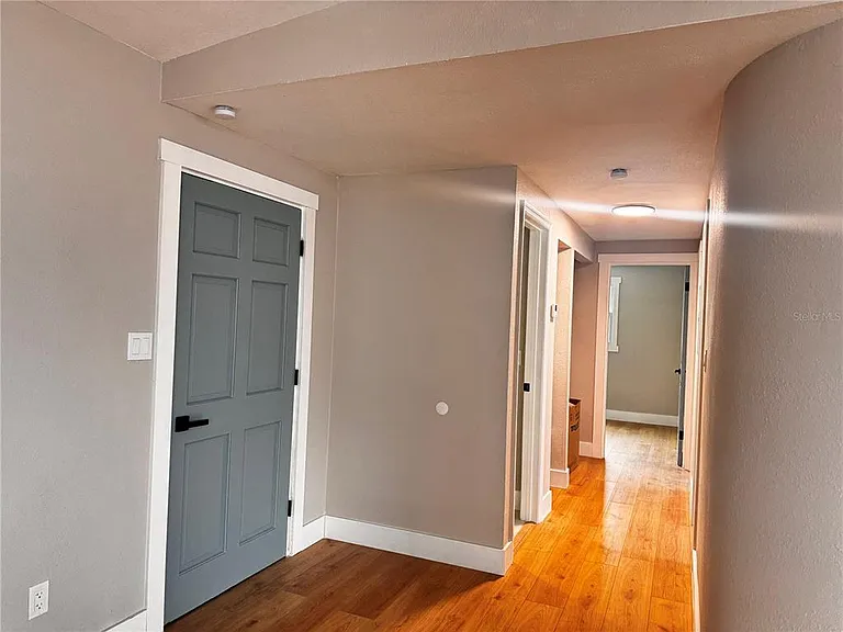 3205 E Shadowlawn Ave — Photo 24
