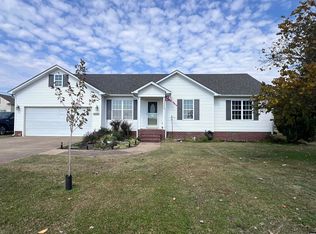 1002 Stella Ruth Rd, Martin, TN 38237