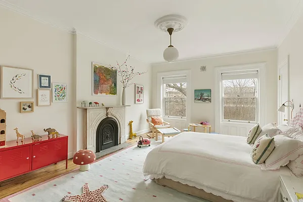 Sold by Compass | media 29