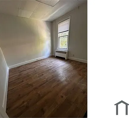 141 Voss Ave — Photo 1