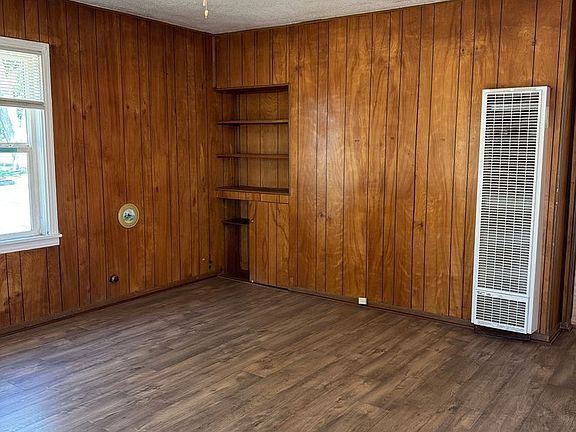 3rd image of 1291 Wallis Ave
