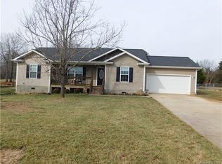 150 Planters Row Rd, Iron Station, NC 28080