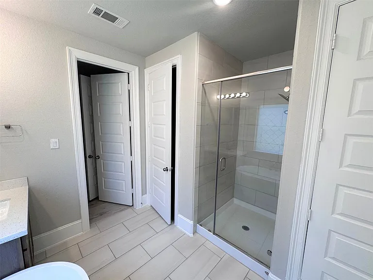 120 Wake Valley Ct — Photo 18