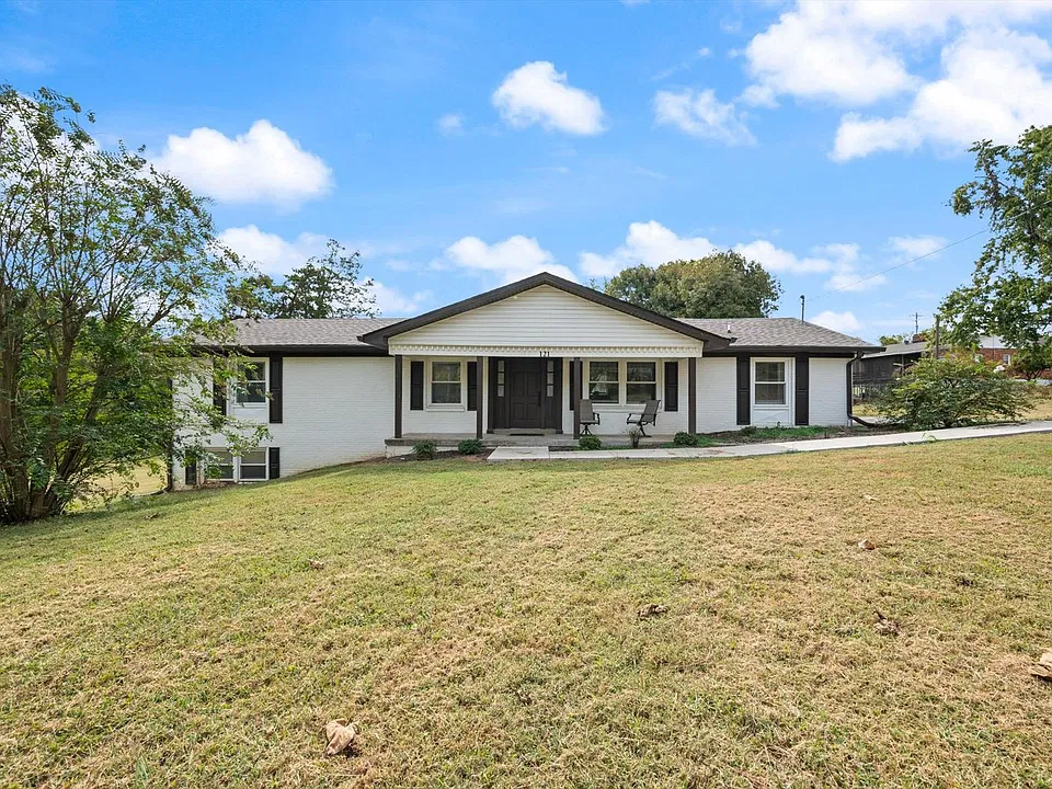 121 Cumberland Cir