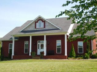 186 Aplin Branch Rd, Cottontown, TN 37048