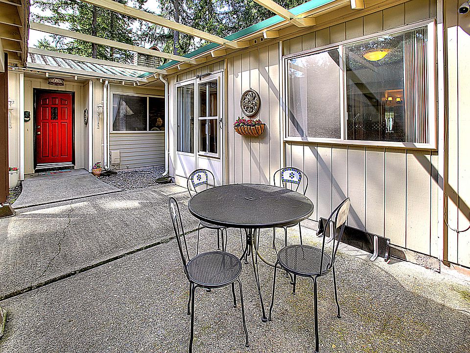 Front Courtyard
