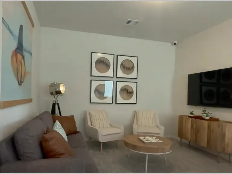 3217 Millwork St — Photo 5