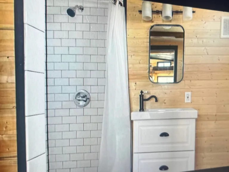 2030 Black Canyon Rd #6 — Photo 3