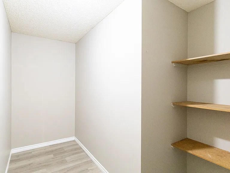 360 Falshire Dr NE — Photo 11