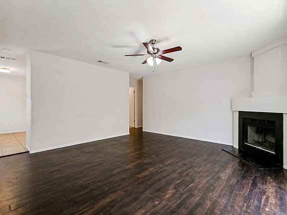 3rd image of 6819 Eden Grove Dr