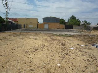 461 Lake St, Bakersfield, CA 93305