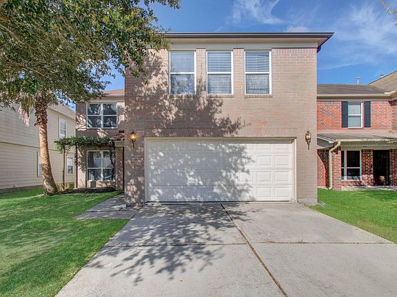 2nd image of 11719 Cabot Hill St