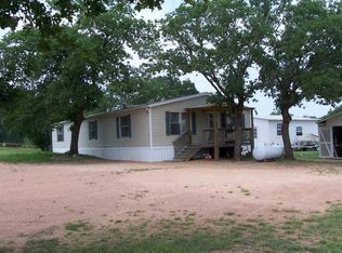 594 Wood Forest Rd, Llano, TX 78639