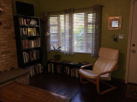 4th image of 357 Tidewater Cir E
