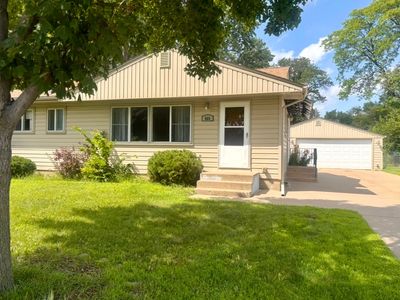 880 2nd St NW, New Brighton, MN, 55112