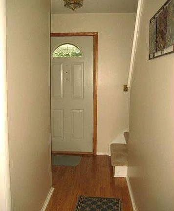 2nd image of 29527 Lyndon St
