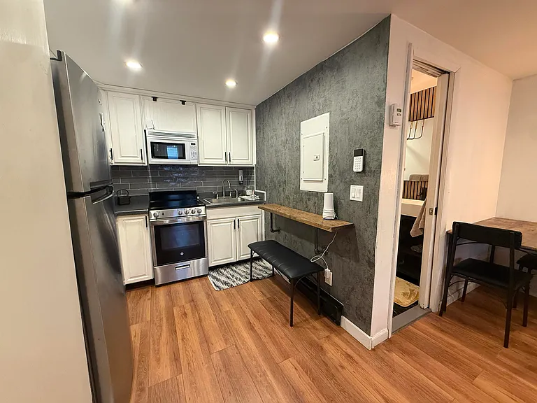 42 Willow Wood Sq — Photo 9