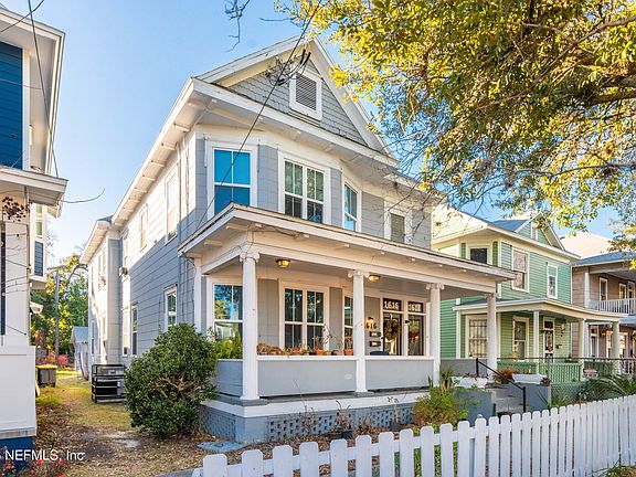 3rd image of 1616 PEARL Street