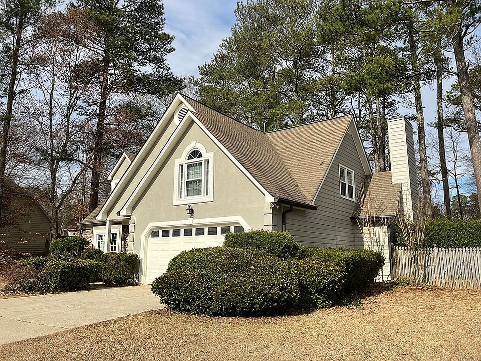 Exterior 2
