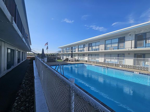 5th image of 3501 Boardwalk APT B106