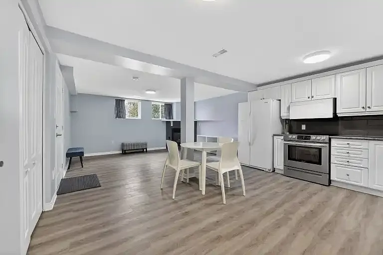 45 Assiniboine Dr #1 — Photo 8