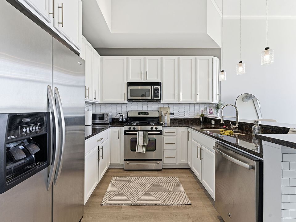 1st image of 1819 S Michigan Ave Unit 1104