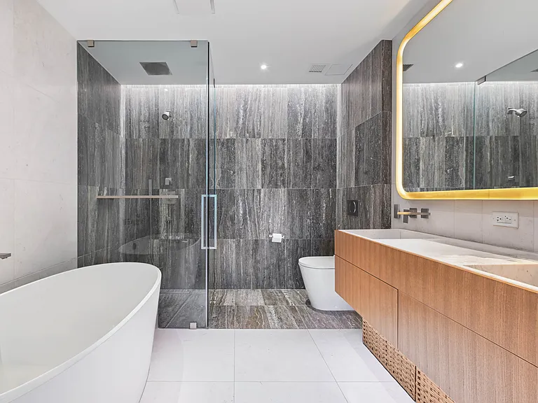 75 Kenmare St #3J — Photo 11