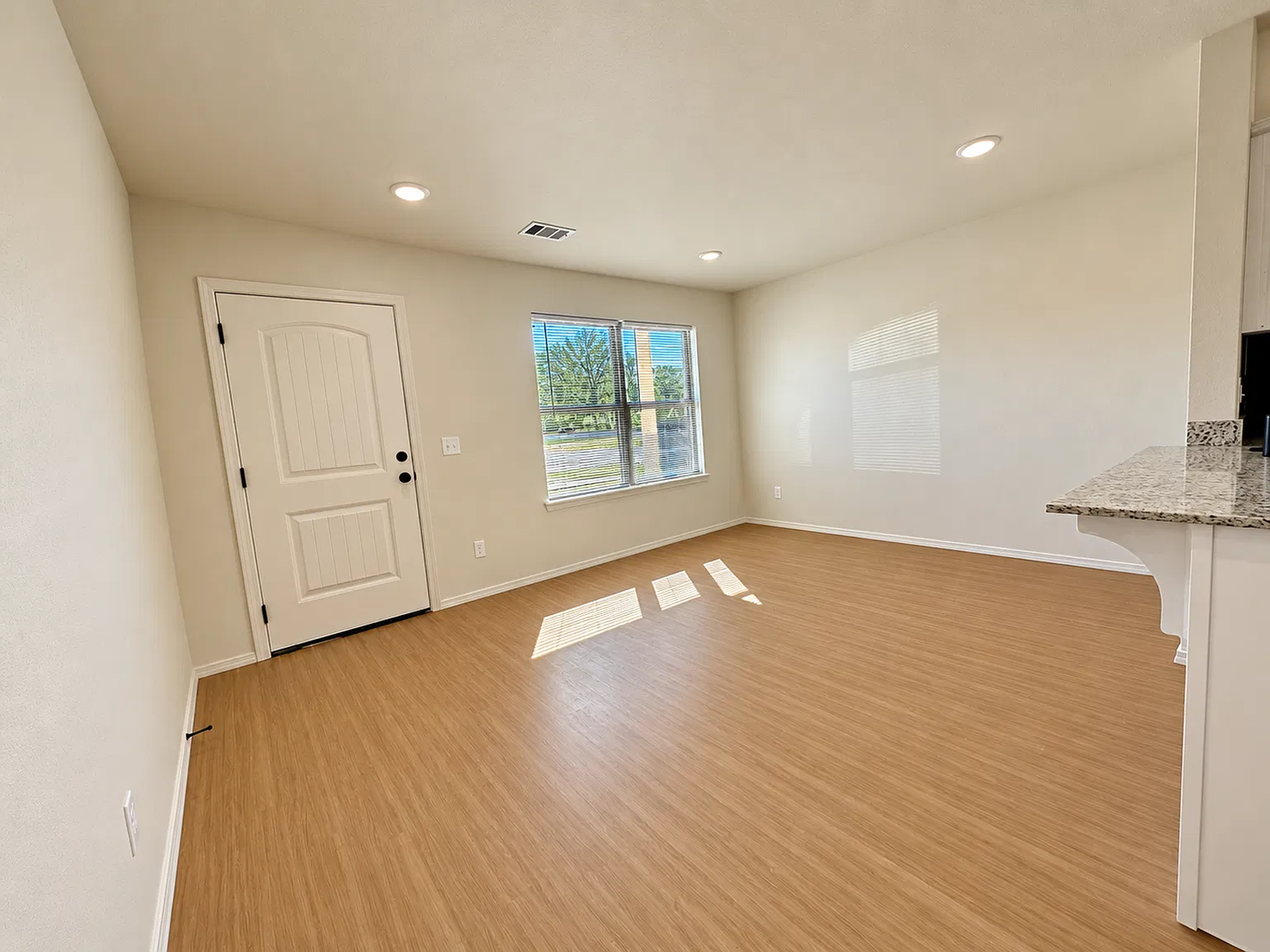 2602 N Center Street — Photo 4