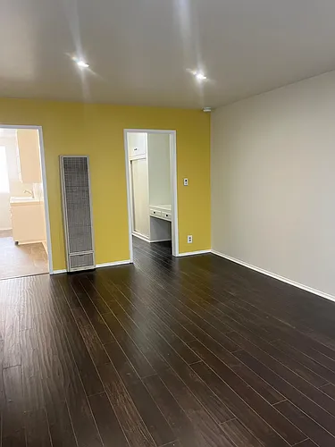 1426 Barry Ave #1 Photo 1