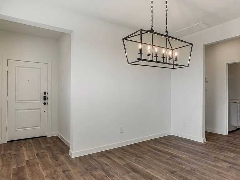 1864 N Dry Cherry Ln — Photo 1