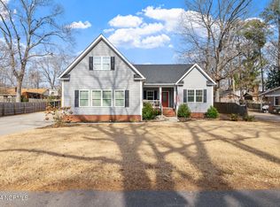 108 Dogwood Dr, Camden, NC 27921