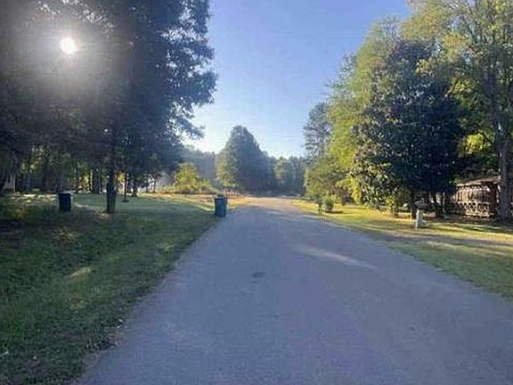 5th image of 298 Granada Dr