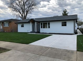 8634 S Massasoit Ave, Burbank, IL 60459