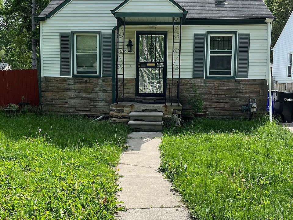1st image of 18200 Fielding St