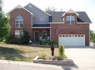 3513 Clover Hill Dr, Clarksville, TN 37043