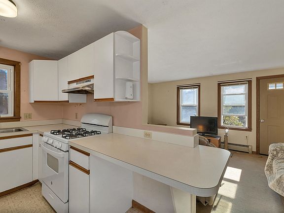 5th image of 45 Whittier Drive