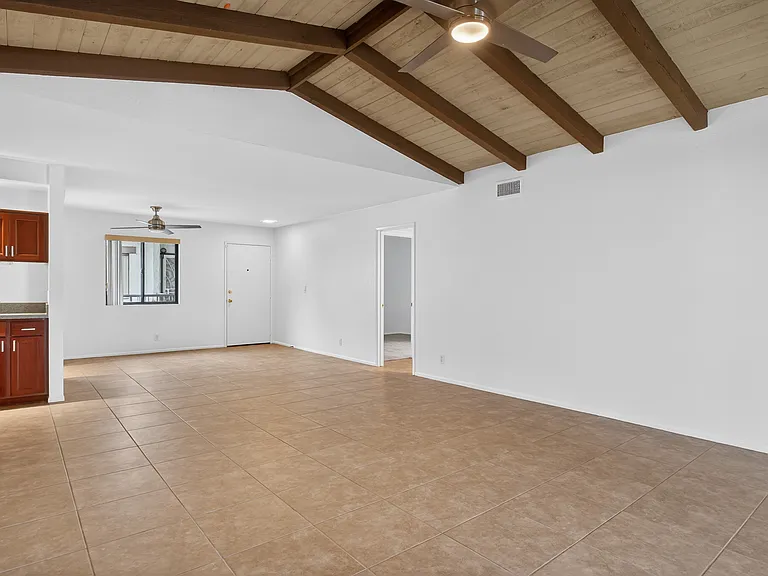 1050 E Ramon Rd #127 — Photo 14