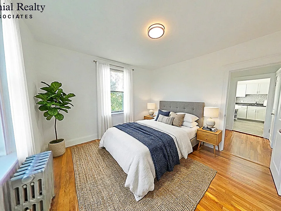 2031 Commonwealth Ave #18