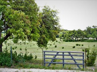 1 Poehnert Rd, Boerne, TX 78006