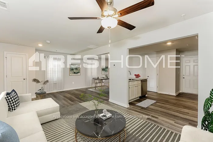 203 Wellbrook Ct NE — Photo 5