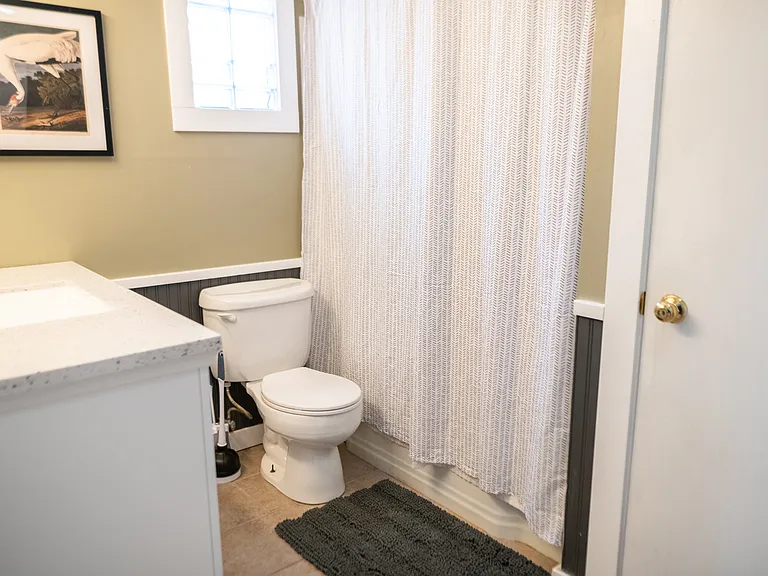 2116 Lafayette Ave NE — Photo 16