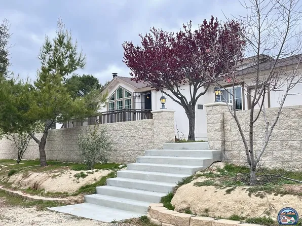 38292 Highway 94, Boulevard, CA 91905