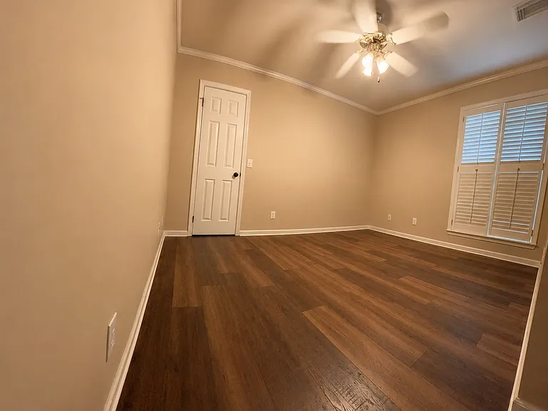2101 Fox Ridge Rd — Photo 3