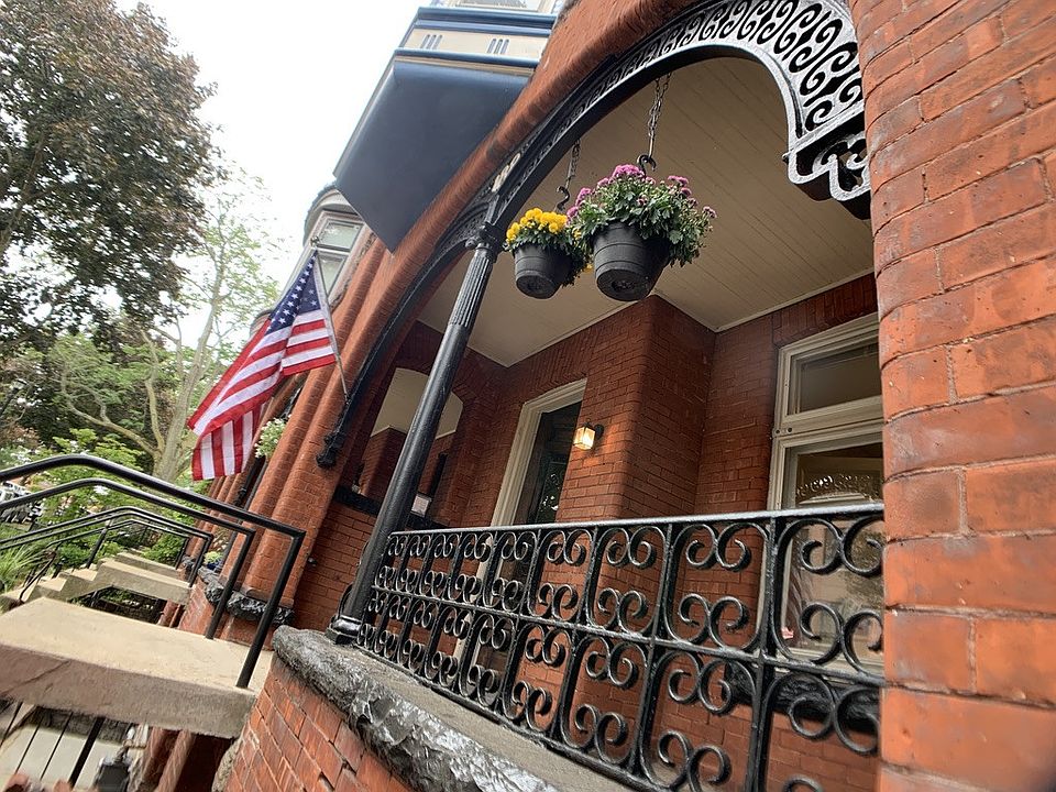 1st image of 182 N Pearl St #526467