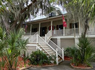 43 Petigru Dr, Beaufort, SC 29902